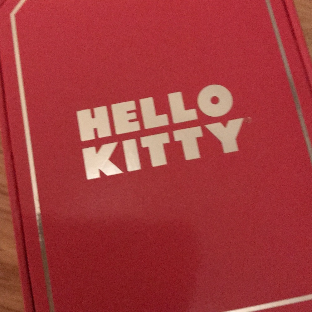 HELLO KITTY WATCH (NWOT)